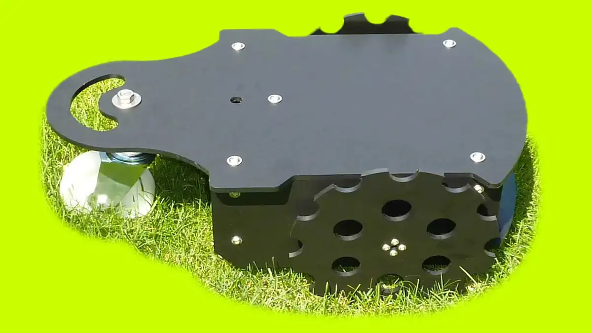 ArduMower: OpenSource Rasenmähroboter ohne Begrenzungsdraht